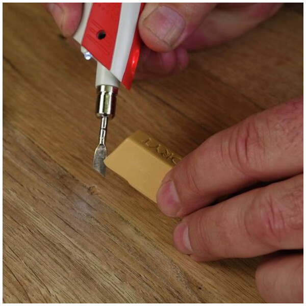 Bâton cire pour film décor