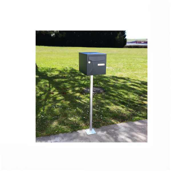 Boite aux lettres pied à sceller