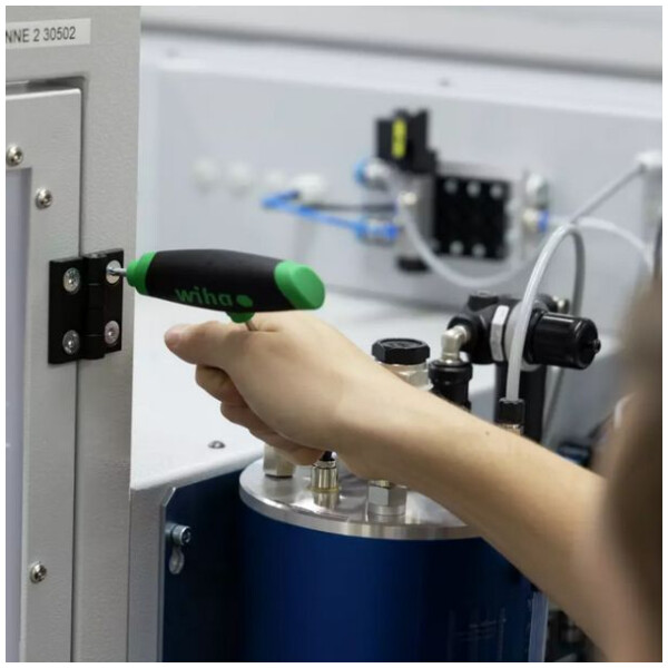 Jeu 6 clés males torx manche t