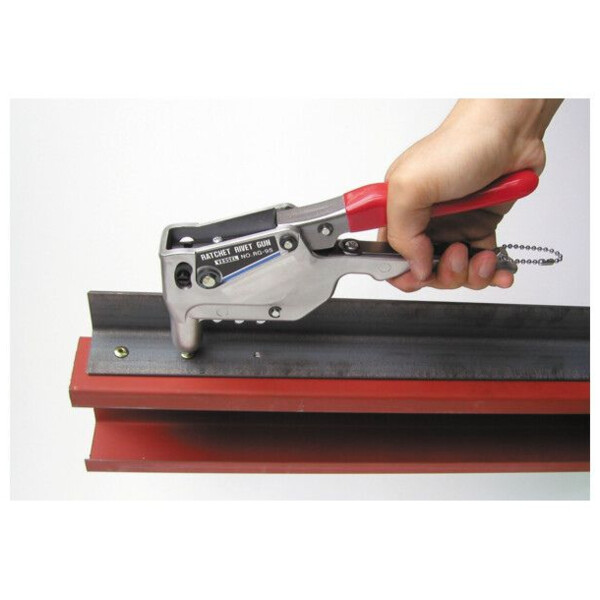 Pince a riveter a cremaillere rg-95