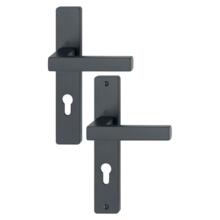 Poignée de porte large  toulon entraxe 195 mm