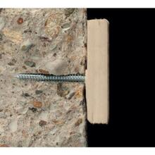 Vis béton tête large pose menuiserie